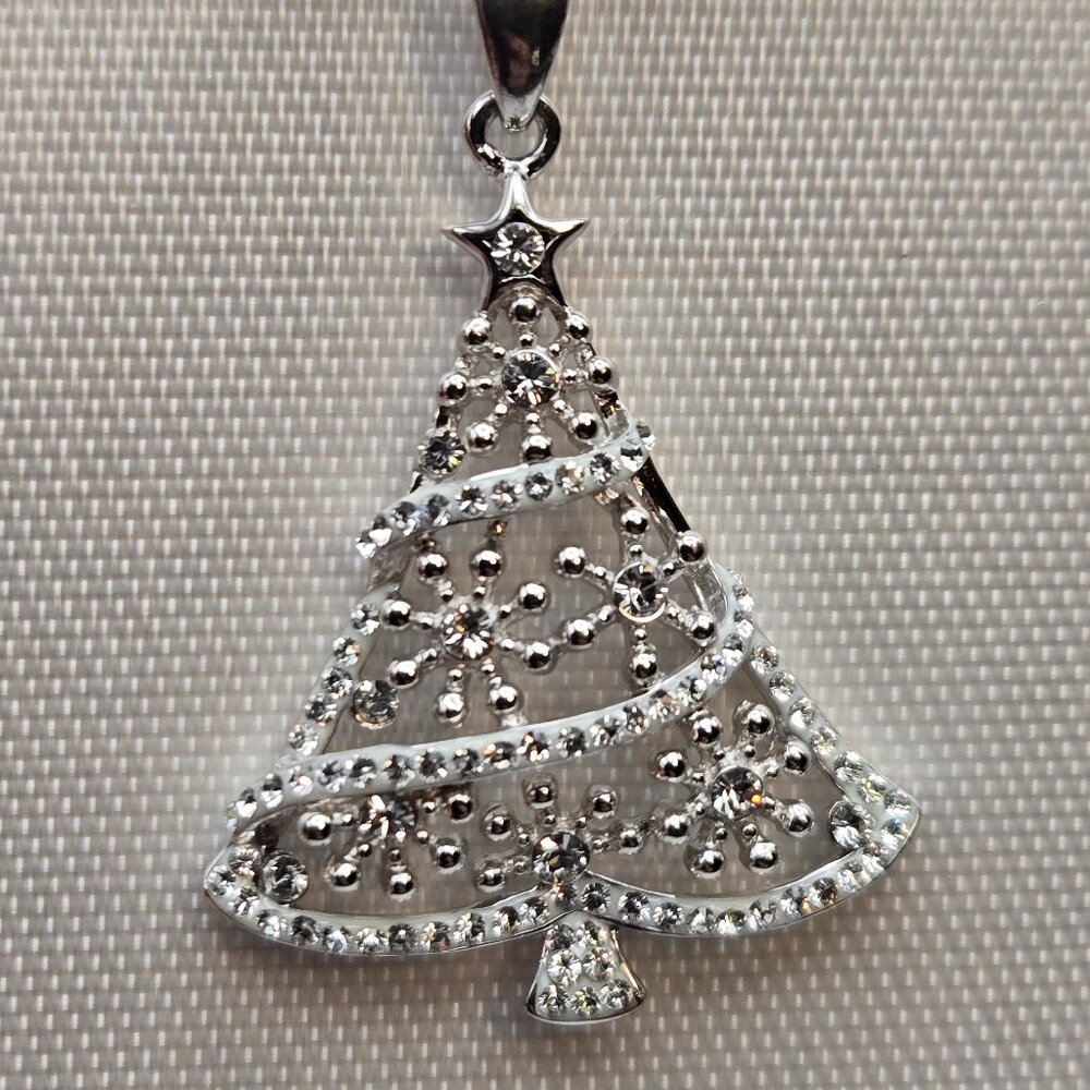 NWT Sterling Silver Christmas Tree Necklace